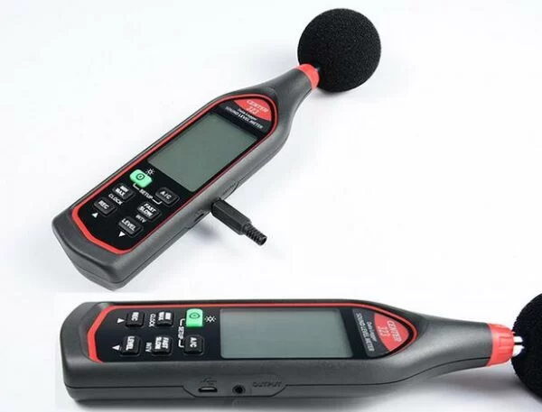 CENTER 323 Sound Level Data Logger 4 CENTER 323 Sound Level Data Logger